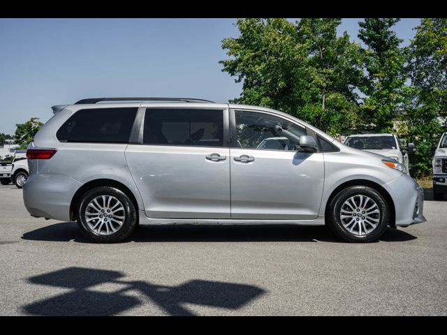 2020 Toyota Sienna 