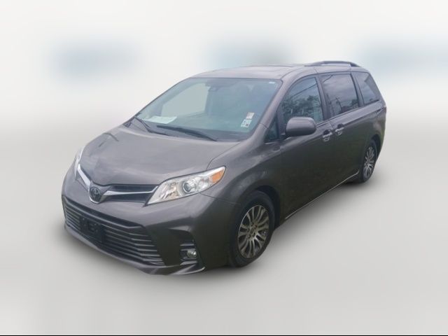 2020 Toyota Sienna 