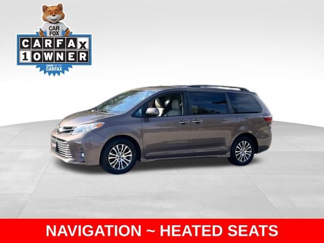 2020 Toyota Sienna XLE