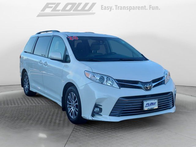 2020 Toyota Sienna 