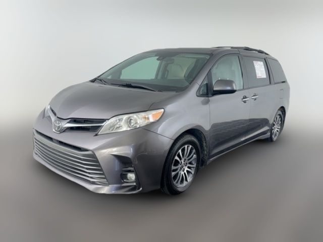 2020 Toyota Sienna 