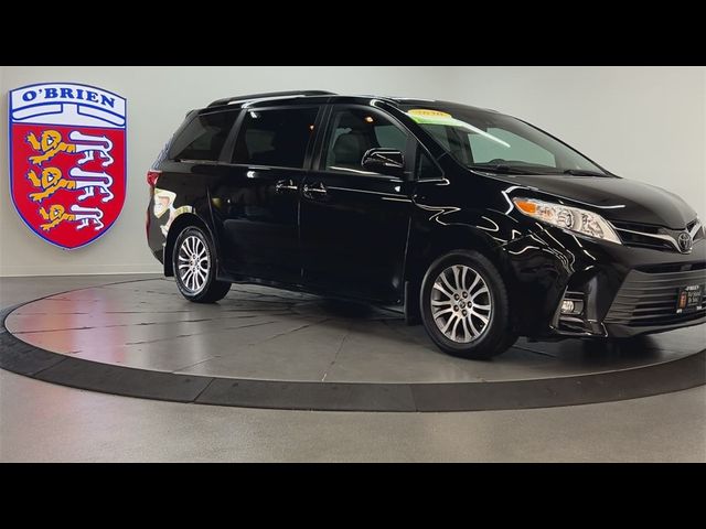 2020 Toyota Sienna XLE Premium