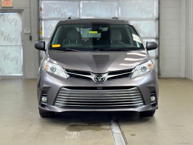 2020 Toyota Sienna XLE Premium