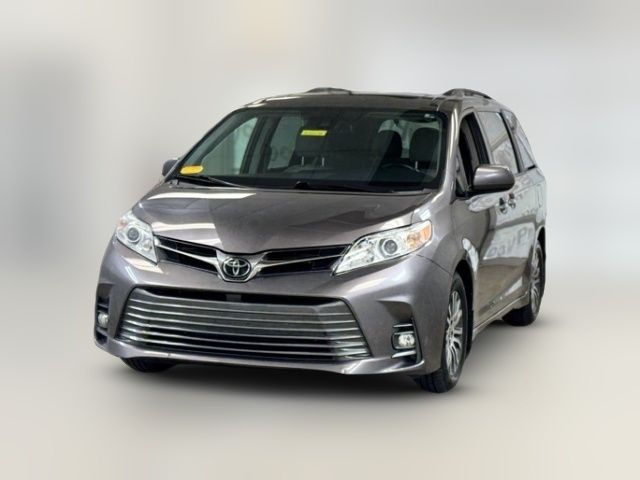 2020 Toyota Sienna XLE Premium