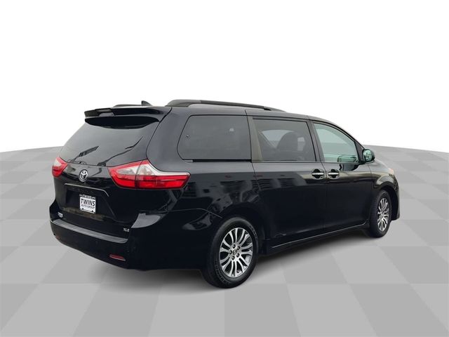 2020 Toyota Sienna 