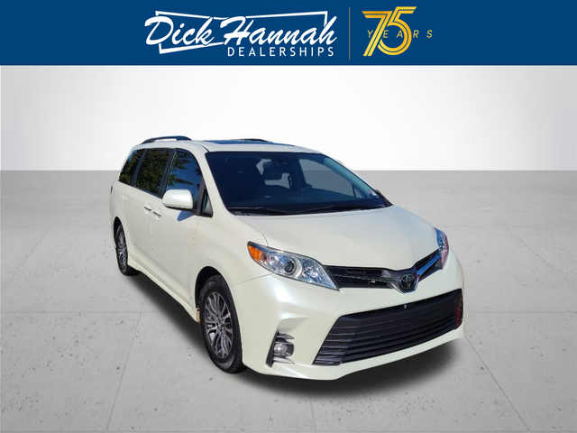 2020 Toyota Sienna XLE Premium