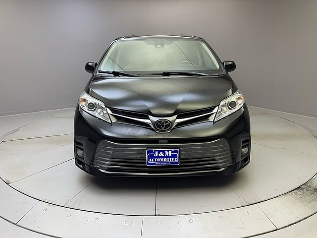 2020 Toyota Sienna 