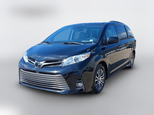 2020 Toyota Sienna 