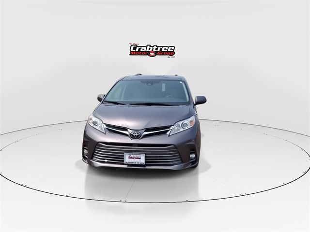 2020 Toyota Sienna 