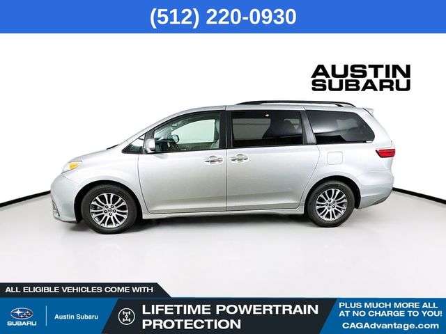 2020 Toyota Sienna XLE