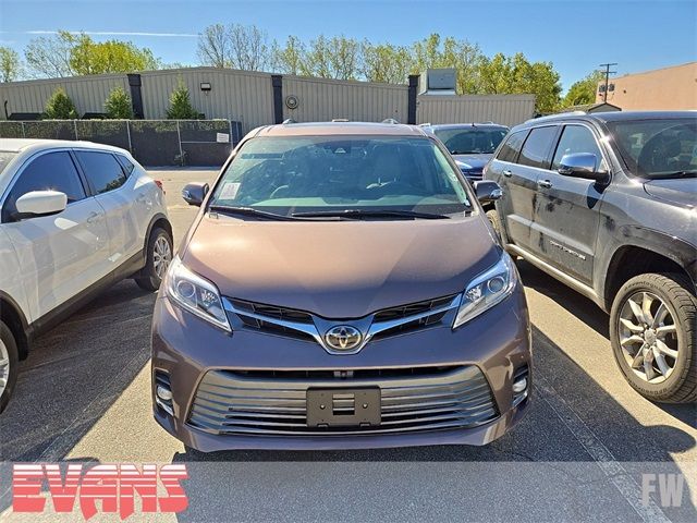 2020 Toyota Sienna Limited Premium