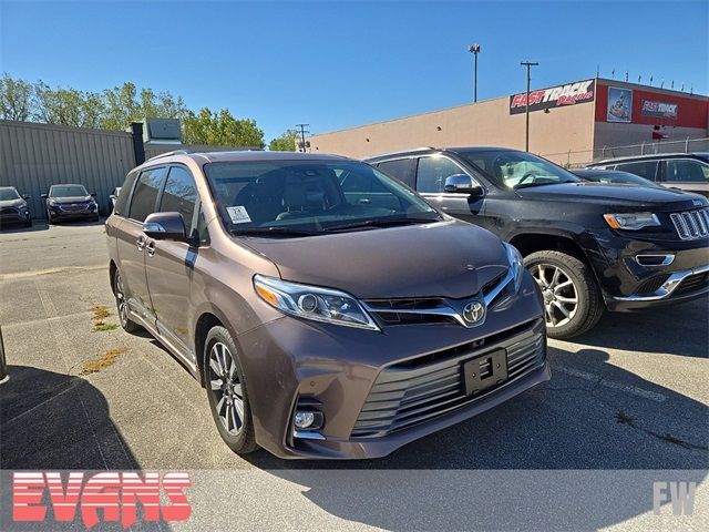 2020 Toyota Sienna Limited Premium