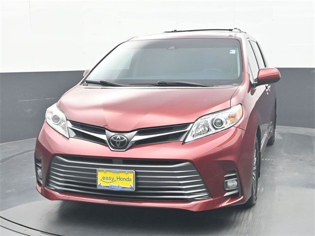 2020 Toyota Sienna XLE Premium