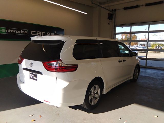 2020 Toyota Sienna L