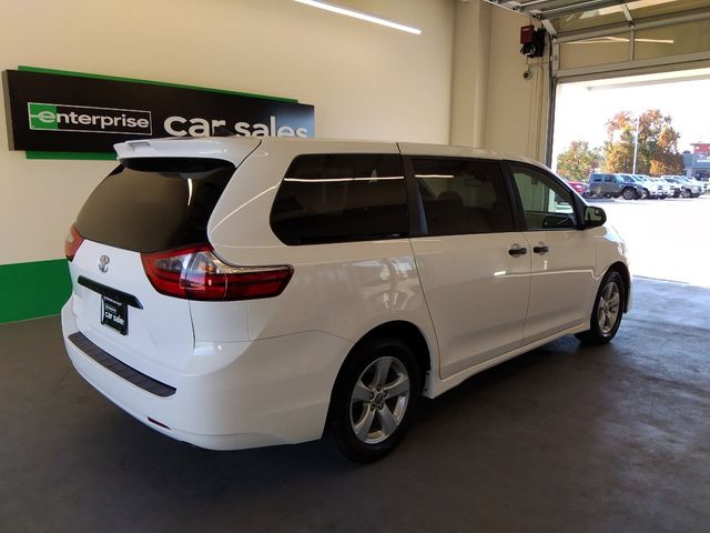 2020 Toyota Sienna L