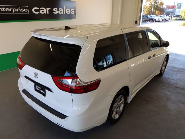 2020 Toyota Sienna L