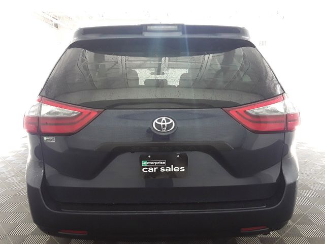 2020 Toyota Sienna L