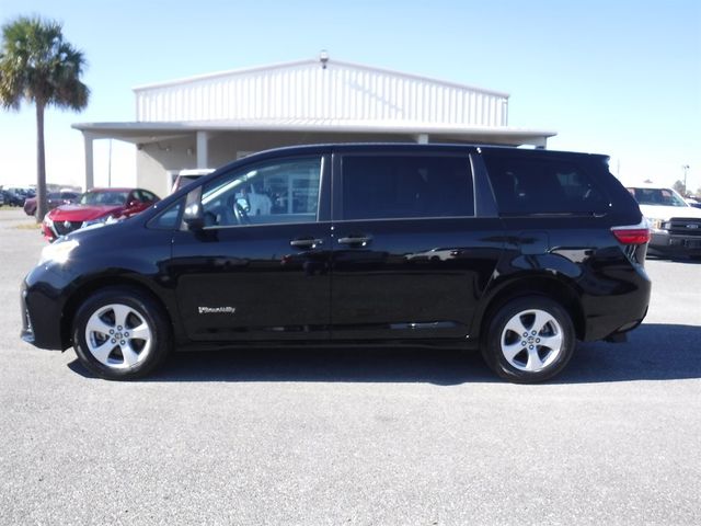 2020 Toyota Sienna L