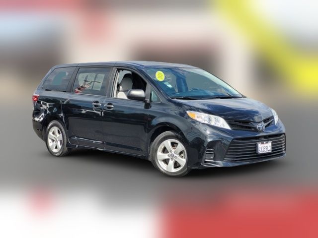 2020 Toyota Sienna L