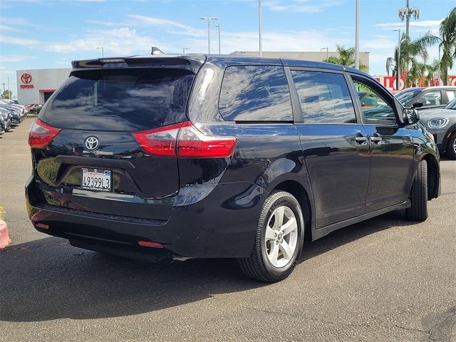 2020 Toyota Sienna L