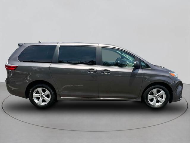 2020 Toyota Sienna L