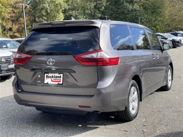 2020 Toyota Sienna L