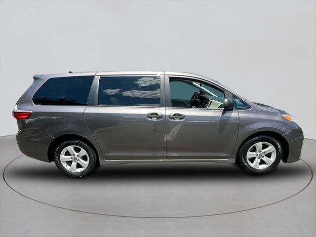 2020 Toyota Sienna L