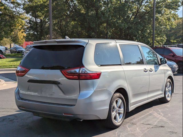 2020 Toyota Sienna L