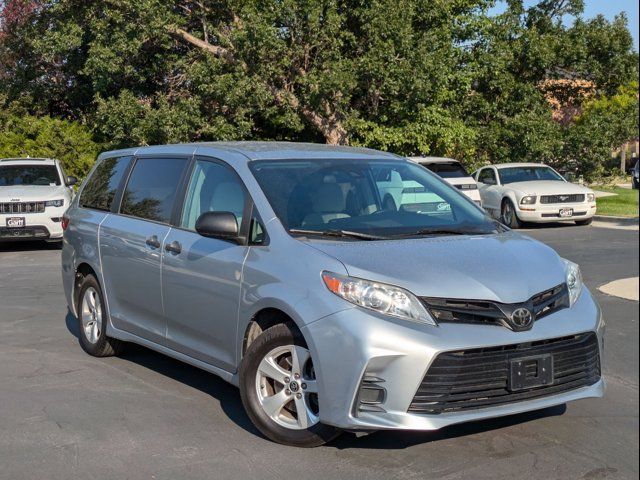 2020 Toyota Sienna L