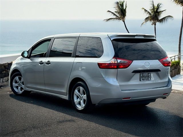 2020 Toyota Sienna L