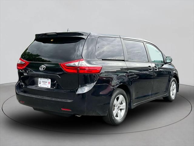 2020 Toyota Sienna L