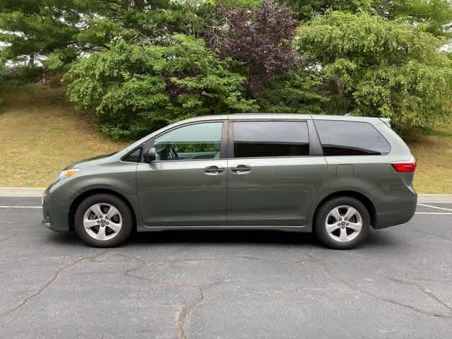 2020 Toyota Sienna L