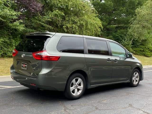 2020 Toyota Sienna L