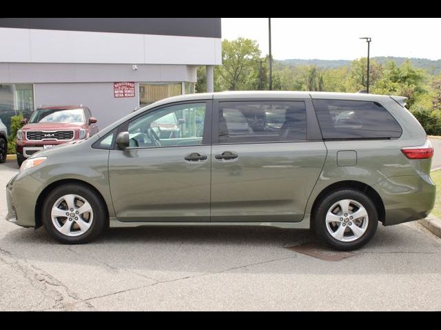 2020 Toyota Sienna L