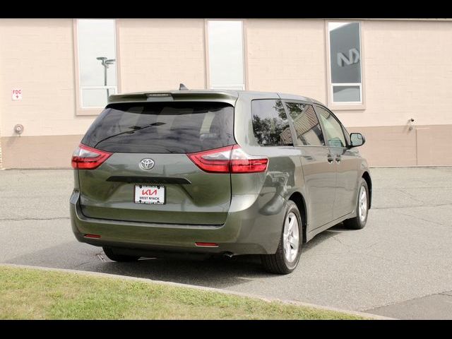 2020 Toyota Sienna L