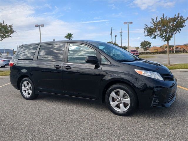 2020 Toyota Sienna L