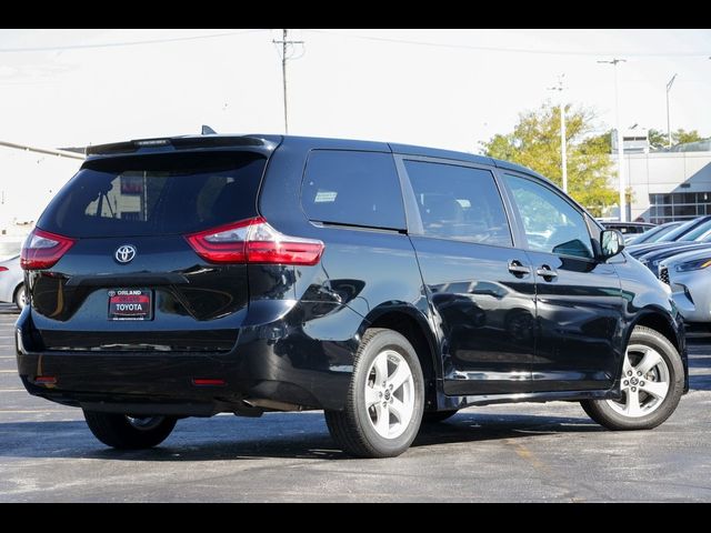 2020 Toyota Sienna L