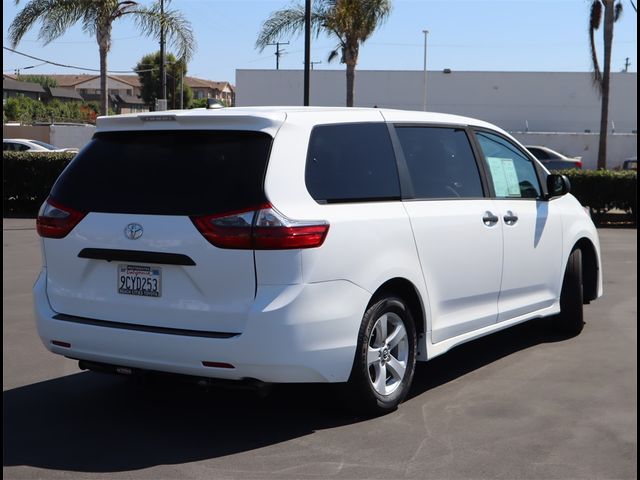 2020 Toyota Sienna L