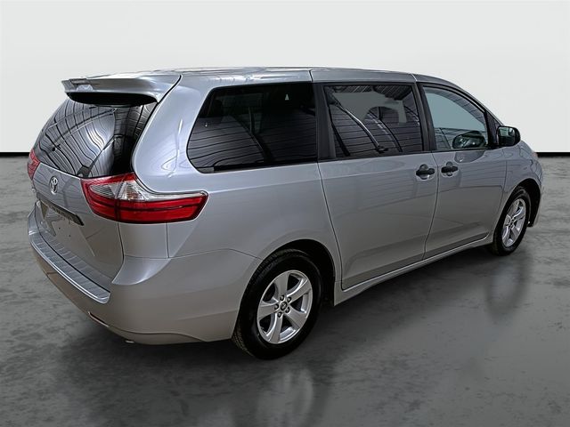 2020 Toyota Sienna L