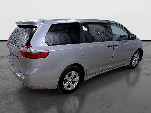 2020 Toyota Sienna L