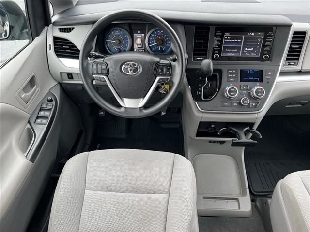 2020 Toyota Sienna L