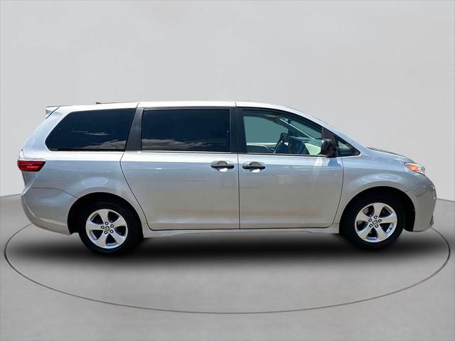 2020 Toyota Sienna L