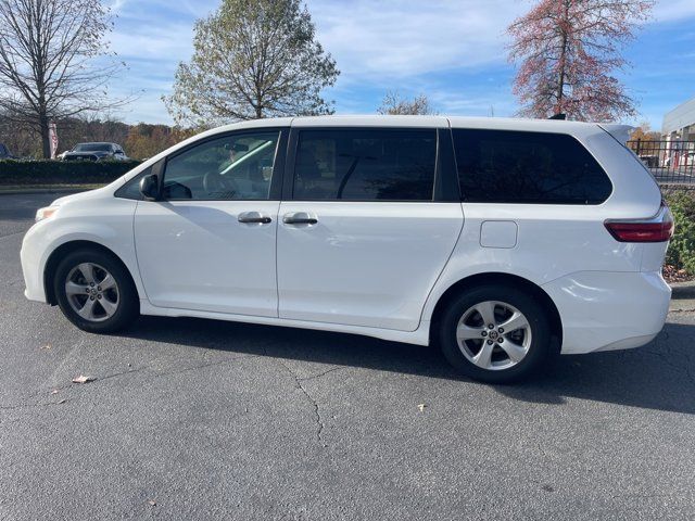 2020 Toyota Sienna L