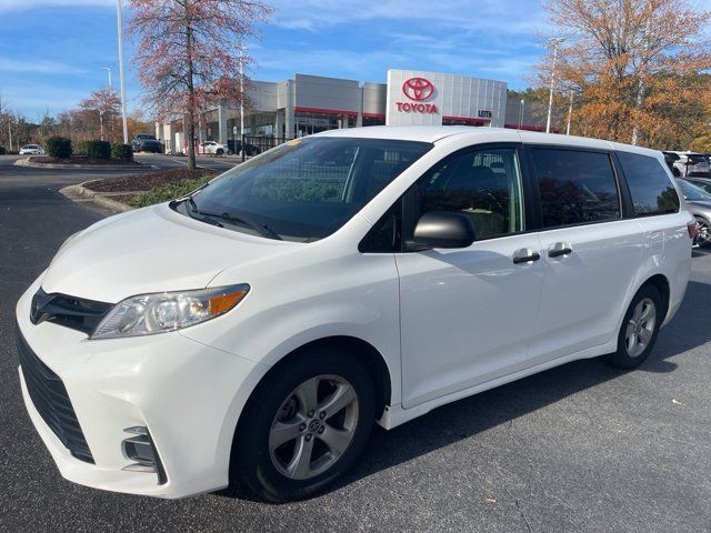 2020 Toyota Sienna L