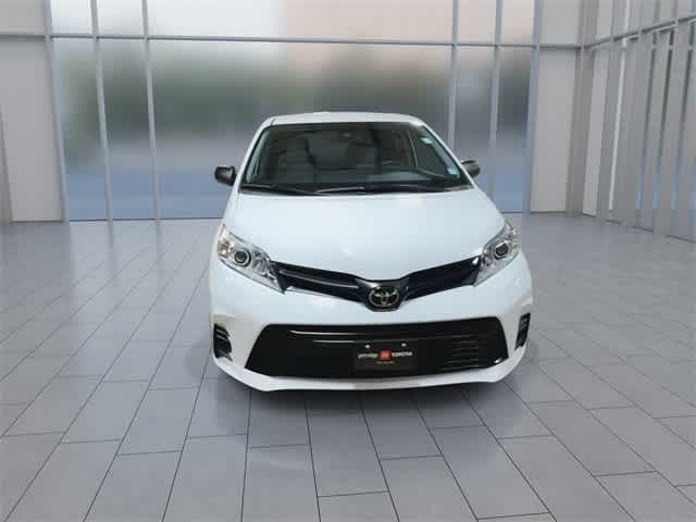 2020 Toyota Sienna L