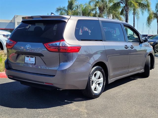 2020 Toyota Sienna L