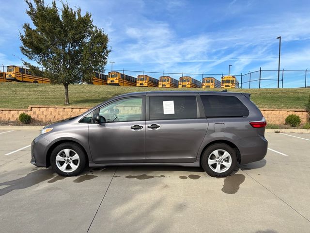 2020 Toyota Sienna L