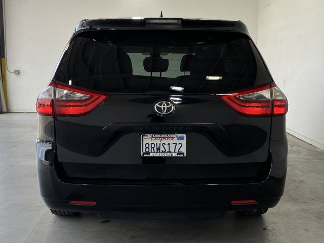 2020 Toyota Sienna L