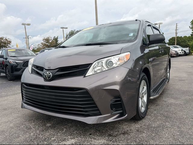 2020 Toyota Sienna L