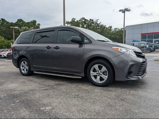 2020 Toyota Sienna L